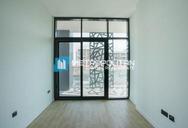 2-BD Apartment Sale, 1,000 sq. ft. at The Gate Masdar City, The Gate, Masdar City, Abu Dhabi, UAE #4