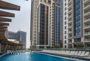 3-BD Apartment Sale, 1,000 sq. ft., West Heights 4, Business Bay, Dubai, UAE #1