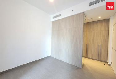 1-BD Apartment Sale, 827 sq. ft., Kensington Waters A, Kensington Waters, Mohammed Bin Rashid City, Dubai, UAE #4