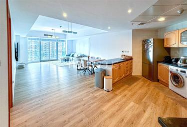 3-BD Apartment Sale, 1,000 sq. ft., The Waves Tower B, The Waves, Dubai Marina, Dubai, UAE #1