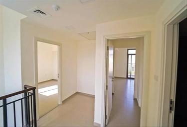 3-BD House Sale, 2,179 sq. ft., Zahra Townhouses, Town Square, Dubai, UAE #4