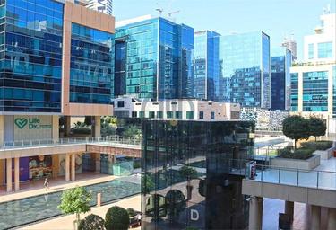1-BD Apartment Sale, 1,000 sq. ft., Bay Square Building 9, Bay Square, Business Bay, Dubai, UAE #4