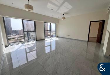 1-BD Apartment Sale, 1,000 sq. ft., Central Park Residential Tower, Central Park Tower, DIFC, Dubai, UAE #2