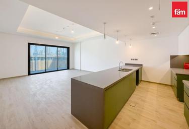 3-BD Apartment Sale, 1,000 sq. ft., Central Park Building 1, Central Park at City Walk, City Walk, Dubai, UAE #1