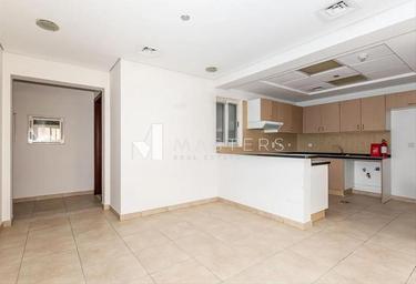 1-BD Apartment Sale, 1,000 sq. ft., European, Canal Residence, Dubai Sports City, Dubai, UAE #2