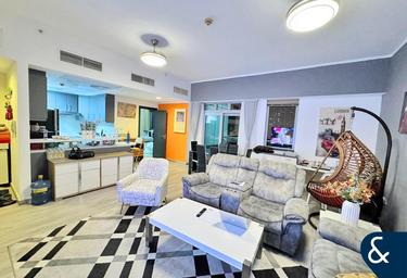 Apartment Sale, 990 sq. ft., Executive Tower B, Executive Towers, Business Bay, Dubai, UAE #1