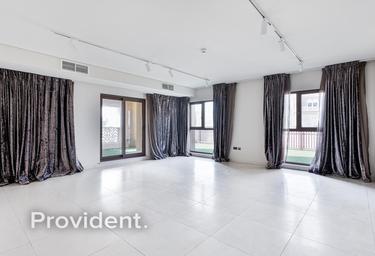 5-BD Apartment Sale, 1,000 sq. ft., Balqis Residence, Kingdom of Sheba, Palm Jumeirah, Dubai, UAE #3 5-BD Apartment Sale, 1,000 sq. ft., Balqis Residence, Kingdom of Sheba, Palm Jumeirah, Dubai, UAE #3