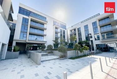 3-BD Apartment Sale, 1,000 sq. ft., Canal Front Residence 1, Canal Front Residences, Al Wasl, Dubai, UAE #2