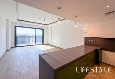 2-BD Apartment Sale, 1,000 sq. ft., Central Park Building 1, Central Park at City Walk, City Walk, Dubai, UAE #1