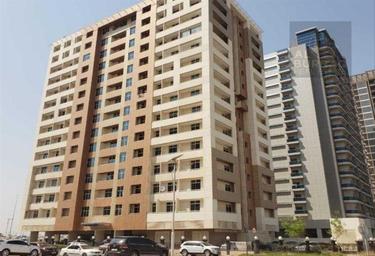 2-BD Apartment Sale, 1,000 sq. ft., Frankfurt Sports Tower, Dubai Sports City, Dubai, UAE #1
