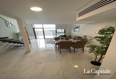 1-BD Townhouse Sale, 718 sq. ft., Rukan 3, Dubai Land, Dubai, UAE #4