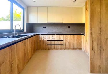 2-BD Townhouse Sale, 1,694 sq. ft., Springs 9, The Springs, Dubai, UAE #3 2-BD Townhouse Sale, 1,694 sq. ft., Springs 9, The Springs, Dubai, UAE #3