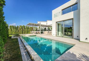 4-BD House Sale, 9,513 sq. ft., Entertainment Foyer, Oasis Clusters, Jumeirah Islands, Dubai, UAE #2 4-BD House Sale, 9,513 sq. ft., Entertainment Foyer, Oasis Clusters, Jumeirah Islands, Dubai, UAE #2