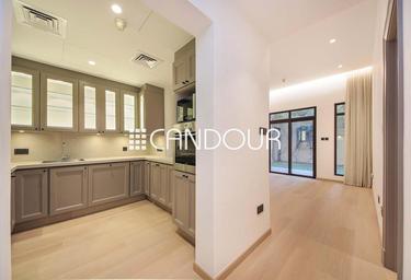 2-BD Apartment Sale, 1,000 sq. ft., Kamoon 1, Kamoon, Old Town, Dubai, UAE #4