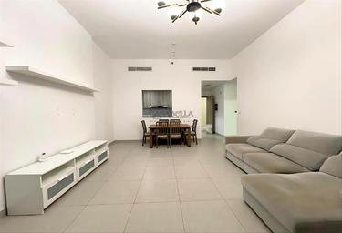 2-BD Apartment Sale, 1,000 sq. ft. at Parkviews, Parkviews, Town Square, Dubai, UAE #4