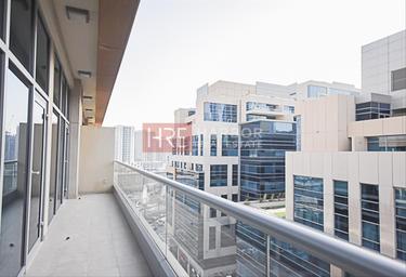 1-BD Apartment Sale, 1,000 sq. ft., Bay Square Building 9, Bay Square, Business Bay, Dubai, UAE #4