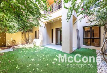 2-BD Apartment Sale, 1,000 sq. ft., Kamoon 1, Kamoon, Old Town, Dubai, UAE #1