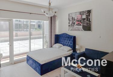 Apartment Sale, 444 sq. ft., Burj Al Nujoom, Downtown Dubai, Dubai, UAE #2
