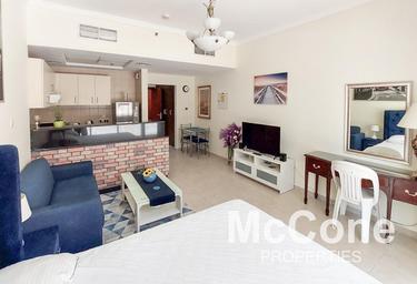 Apartment Sale, 444 sq. ft., Burj Al Nujoom, Downtown Dubai, Dubai, UAE #3