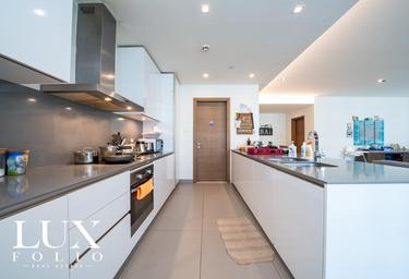 3-BD Apartment Sale, 1,000 sq. ft., Building 6A, City Walk, Dubai, UAE #3