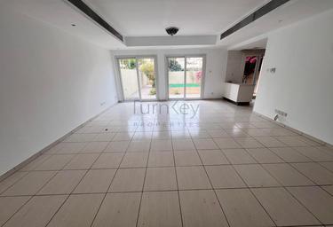3-BD Townhouse Sale, 2,744 sq. ft., Springs 12, The Springs, Dubai, UAE #2 3-BD Townhouse Sale, 2,744 sq. ft., Springs 12, The Springs, Dubai, UAE #2