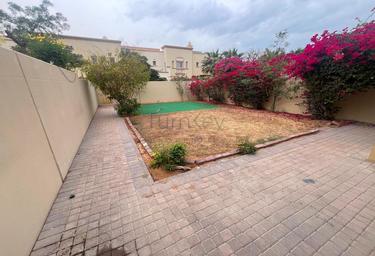 3-BD Townhouse Sale, 2,744 sq. ft., Springs 12, The Springs, Dubai, UAE #3 3-BD Townhouse Sale, 2,744 sq. ft., Springs 12, The Springs, Dubai, UAE #3