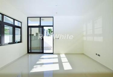 3-BD Townhouse Sale, 2,036 sq. ft., Janusia, The Roots DAMAC Hills 2, Damac Hills 2, Dubai, UAE #2 3-BD Townhouse Sale, 2,036 sq. ft., Janusia, The Roots DAMAC Hills 2, Damac Hills 2, Dubai, UAE #2