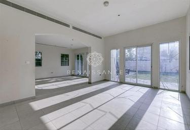 2-BD House Sale, 6,990 sq. ft., District 9B, Jumeirah Village Triangle, Dubai, UAE #4