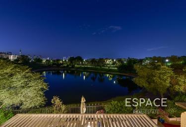 4-BD House Sale, 5,300 sq. ft., Entertainment Foyer, European Clusters, Jumeirah Islands, Dubai, UAE #2 4-BD House Sale, 5,300 sq. ft., Entertainment Foyer, European Clusters, Jumeirah Islands, Dubai, UAE #2