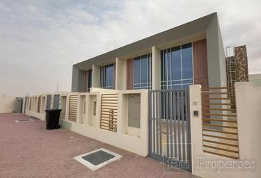 1-BD Townhouse Sale, 718 sq. ft., Rukan 3, Dubai Land, Dubai, UAE #1 1-BD Townhouse Sale, 718 sq. ft., Rukan 3, Dubai Land, Dubai, UAE #1