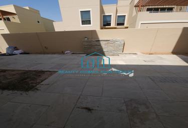 4-BD Townhouse Sale, 3,272 sq. ft., Al Raha Gardens, Abu Dhabi, UAE #2 4-BD Townhouse Sale, 3,272 sq. ft., Al Raha Gardens, Abu Dhabi, UAE #2