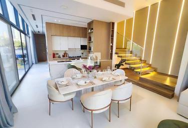 4-BD Townhouse Sale, 4,222 sq. ft. at La Perla Homes 12, La Perla Homes 12, Jumeirah Village Circle, Dubai, UAE #4