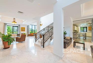 4-BD House Sale, 5,920 sq. ft., Entertainment Foyer, Oasis Clusters, Jumeirah Islands, Dubai, UAE #2 4-BD House Sale, 5,920 sq. ft., Entertainment Foyer, Oasis Clusters, Jumeirah Islands, Dubai, UAE #2