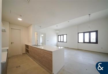 1-BD Apartment Sale, 777 sq. ft., Al Andalus Tower B, Al Andalus, Jumeirah Golf Estates, Dubai, UAE #3
