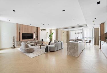 3-BD Apartment Sale, 1,000 sq. ft., Building 13B, City Walk, Dubai, UAE #1