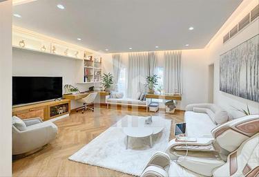 4-BD House Sale, 3,069 sq. ft., Meadows 1, Meadows, Dubai, UAE #3 4-BD House Sale, 3,069 sq. ft., Meadows 1, Meadows, Dubai, UAE #3