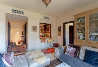 1-BD Apartment Sale, 968 sq. ft., Zaafaran 2, Zaafaran, Old Town, Dubai, UAE #1