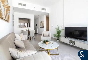1-BD Apartment Sale, 781 sq. ft., The Bay, Business Bay, Dubai, UAE #3