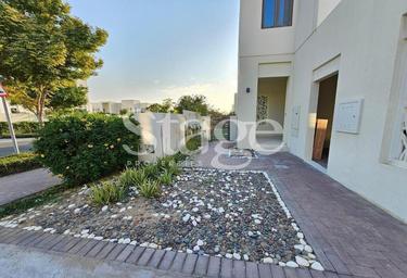 4-BD House Sale, 3,585 sq. ft., Mira Oasis 2, Mira Oasis, Reem, Dubai, UAE #3 4-BD House Sale, 3,585 sq. ft., Mira Oasis 2, Mira Oasis, Reem, Dubai, UAE #3