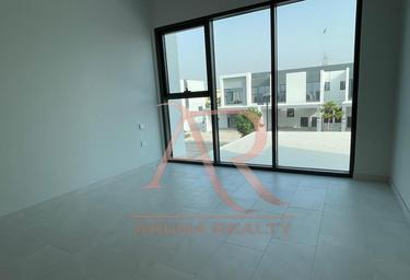 4-BD House Sale, 2,323 sq. ft. at La Rosa Phase 2 By Dubai Properties, La Rosa 2, Villanova, Dubai Land, Dubai, UAE #3 4-BD House Sale, 2,323 sq. ft. at La Rosa Phase 2 By Dubai Properties, La Rosa 2, Villanova, Dubai Land, Dubai, UAE #3