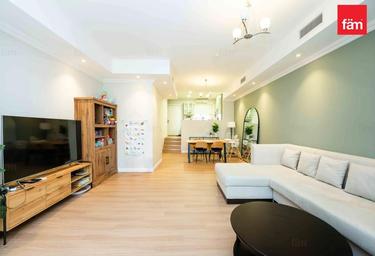 4-BD Townhouse Sale, 1,455 sq. ft., Mirabella 1, Mirabella, Jumeirah Village Circle, Dubai, UAE #2 4-BD Townhouse Sale, 1,455 sq. ft., Mirabella 1, Mirabella, Jumeirah Village Circle, Dubai, UAE #2