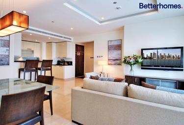 2-BD Apartment Sale, 1,000 sq. ft., Bonnington Tower, JLT Cluster J, Jumeirah Lake Towers, Dubai, UAE #1
