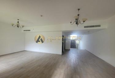 3-BD Apartment Sale, 1,000 sq. ft., Diamond Views 3, Diamond Views, Jumeirah Village Circle, Dubai, UAE #4
