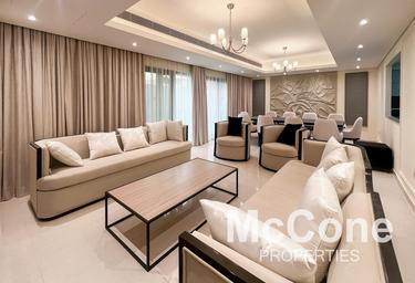 5-BD Townhouse Sale, 2,347 sq. ft., Grand Views, Meydan Gated Community, Meydan, Dubai, UAE #1 5-BD Townhouse Sale, 2,347 sq. ft., Grand Views, Meydan Gated Community, Meydan, Dubai, UAE #1