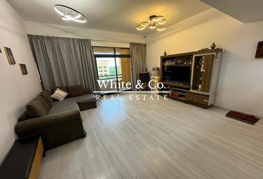 3-BD Apartment Sale, 1,000 sq. ft., The Views 1, The Views, Dubai, UAE #1