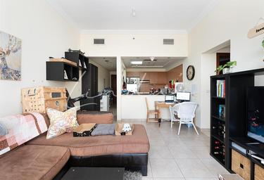 1-BD Apartment Sale, 813 sq. ft., Venetian, Canal Residence, Dubai Sports City, Dubai, UAE #2