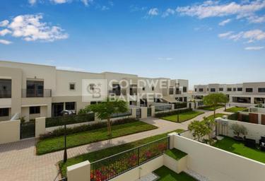 3-BD House Sale, 2,053 sq. ft., Zahra Townhouses, Town Square, Dubai, UAE #1 3-BD House Sale, 2,053 sq. ft., Zahra Townhouses, Town Square, Dubai, UAE #1