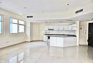 2-BD Apartment Sale, 1,000 sq. ft., Yacht Bay, Dubai Marina, Dubai, UAE #4