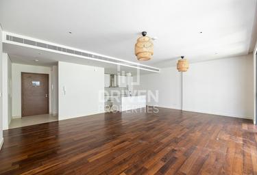 1-BD Apartment Sale, 1,000 sq. ft., Building 9, City Walk, Dubai, UAE #1