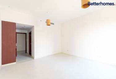 1-BD Apartment Sale, 1,000 sq. ft., Shams 1, Shams, Jumeirah Beach Residence, Dubai, UAE #3